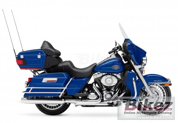 2009 Harley-Davidson FLHTCU Ultra Classic Electra Glide photo